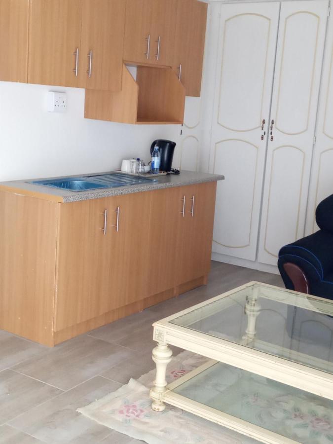 Selomas Naleli Guest House מראה חיצוני תמונה
